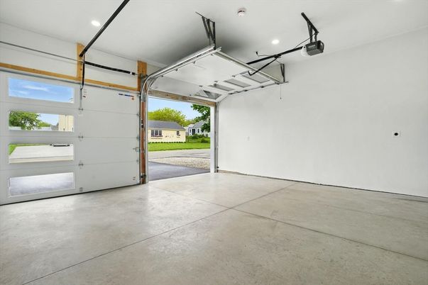 Garage, Interior, Recessed Lighting