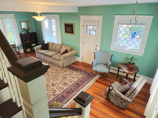 Interior, Living room, Pendant Lights, Wood Texture Flooring