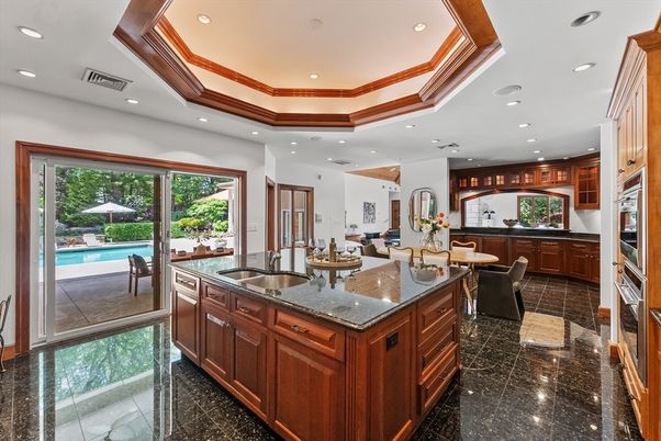 Dining room, Interior, Kitchen, Recessed Lighting