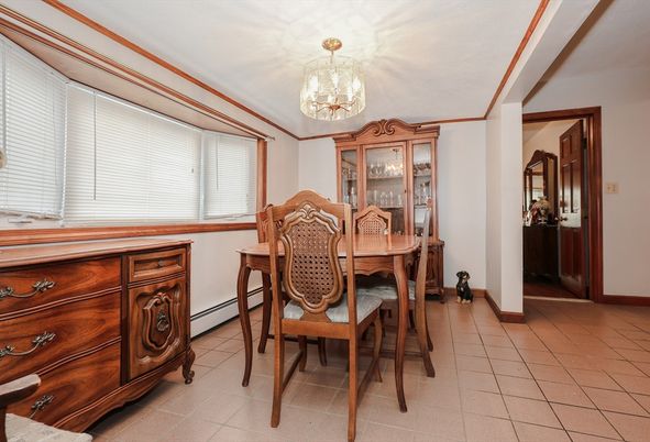 Chandelier, Dining room, Interior