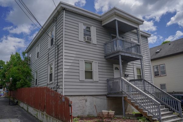 Exterior, Facade, None