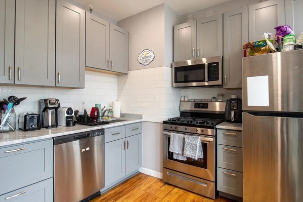 Interior, Kitchen, Stainless Steel Appliances, Wood Texture Flooring