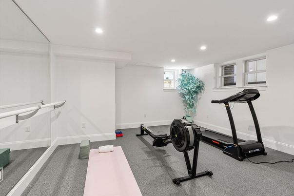 Fitness Equipment, Interior, Recessed Lighting