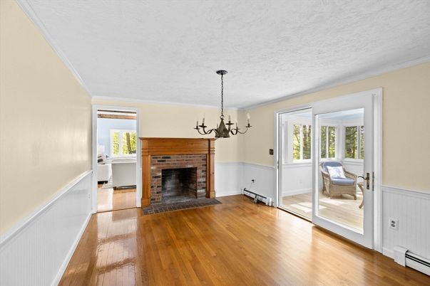 Chandelier, Fireplace, Interior, Wood Texture Flooring
