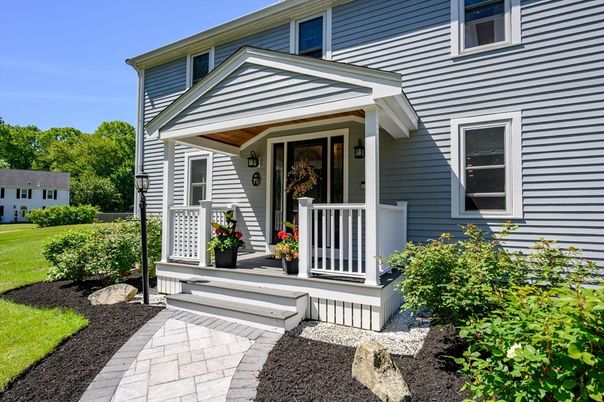 Exterior, Facade, None