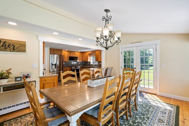 Chandelier, Dining room, Interior, Kitchen, Recessed Lighting, Stainless Steel Appliances, Wood Texture Flooring