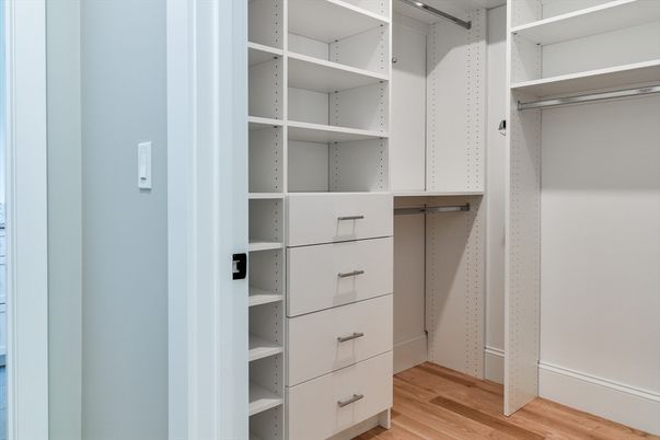 Interior, Walk-in Closets, Wood Texture Flooring