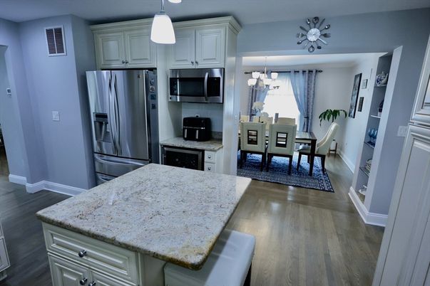 Dining room, Interior, Kitchen, Pendant Lights, Stainless Steel Appliances, Wood Texture Flooring