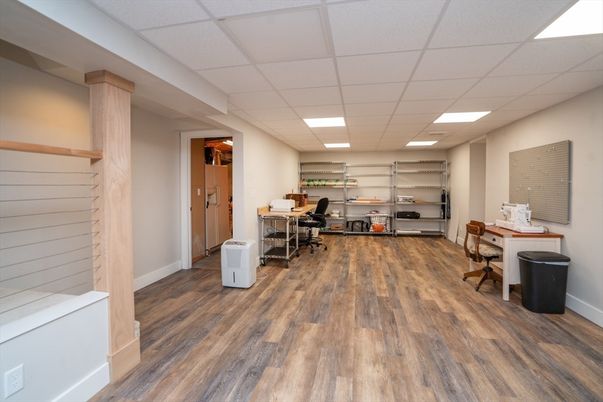 Home Office, Interior, Recessed Lighting, Wood Texture Flooring