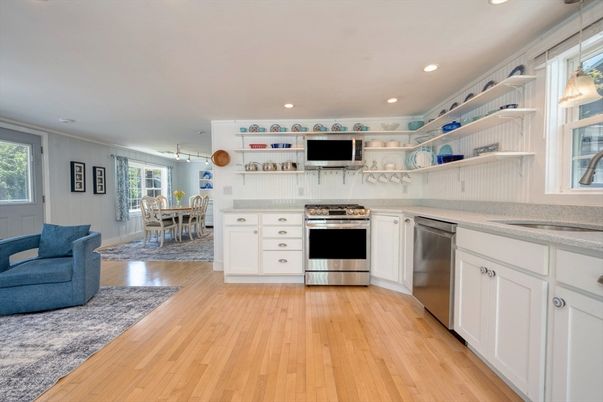 Dining room, Interior, Kitchen, Recessed Lighting, Stainless Steel Appliances, Wood Texture Flooring