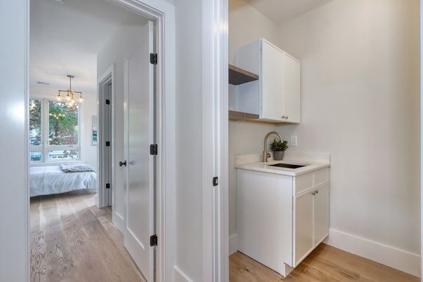 Bedroom, Interior, Pendant Lights, Wood Texture Flooring