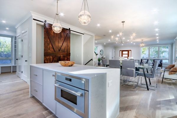 Dining room, Interior, Kitchen, Pendant Lights, Recessed Lighting, Wood Texture Flooring