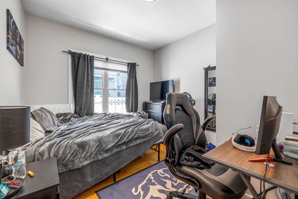 Bedroom, Home Office, Interior, Recessed Lighting, Wood Texture Flooring