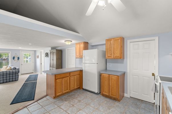 Interior, Kitchen, Recessed Lighting