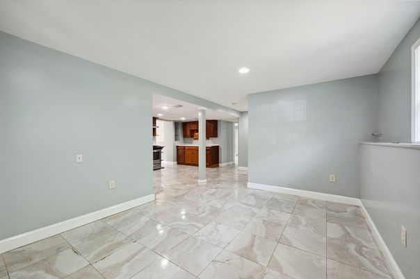 Empty room, Interior, Kitchen, Recessed Lighting