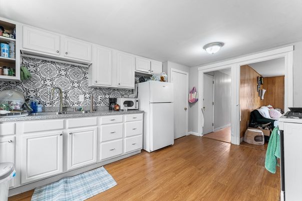 Interior, Kitchen, Wood Texture Flooring