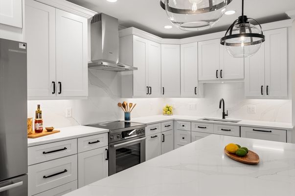 Interior, Kitchen, Pendant Lights, Recessed Lighting, Stainless Steel Appliances