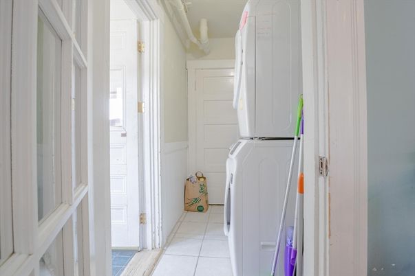 Interior, Utility Closets, Washer