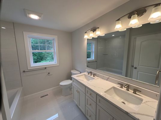 Bathroom, Dual Sink Vanities, Interior