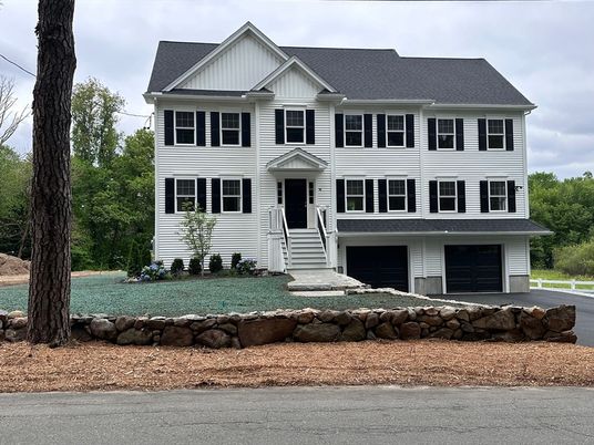 Attached, Exterior, Facade, Georgian
