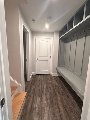 Interior, Recessed Lighting, Wood Texture Flooring