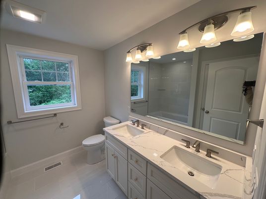 Bathroom, Dual Sink Vanities, Interior