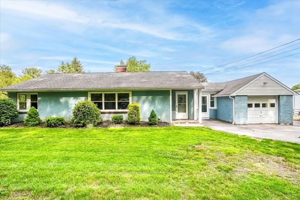Backyard, Detached Garage, Exterior