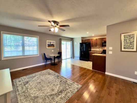 Dining room, Interior, Kitchen, Recessed Lighting, Wood Texture Flooring