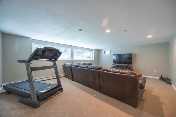 Fitness Equipment, Interior, Living room, Recessed Lighting