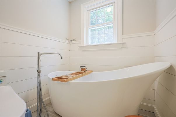 Bathroom, Free Standing Baths, Interior