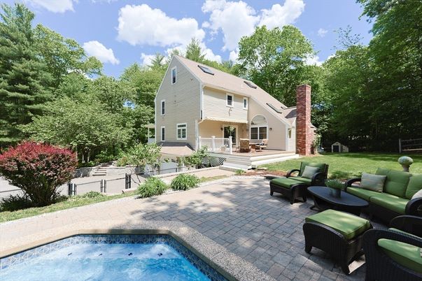 Backyard, Exterior, Hot Tub, Pool