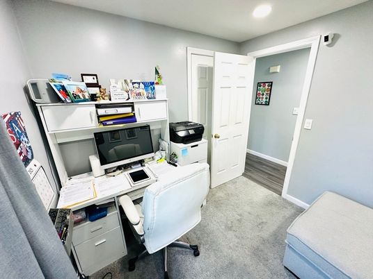 Home Office, Interior, Recessed Lighting, Wood Texture Flooring
