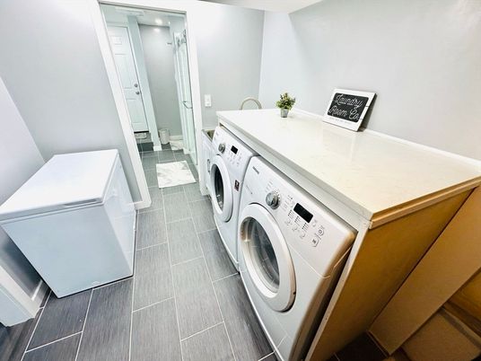Interior, Washer