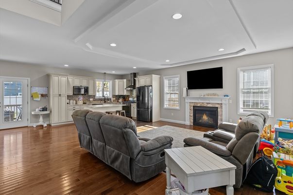 Fireplace, Interior, Kitchen, Living room, Pendant Lights, Recessed Lighting, Wood Texture Flooring