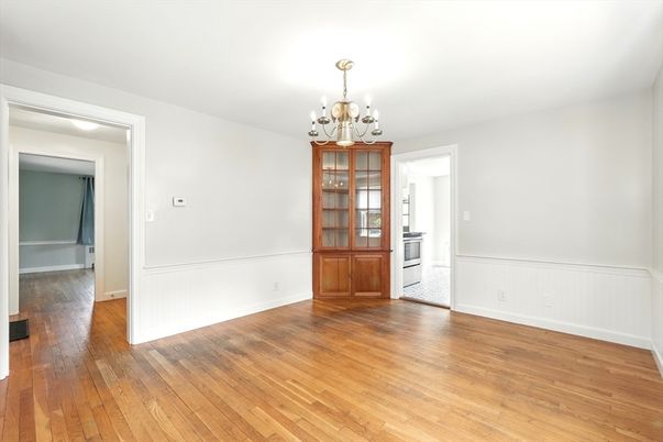 Chandelier, Empty room, Interior, Wood Texture Flooring