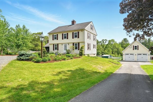 Backyard, Detached Garage, Exterior