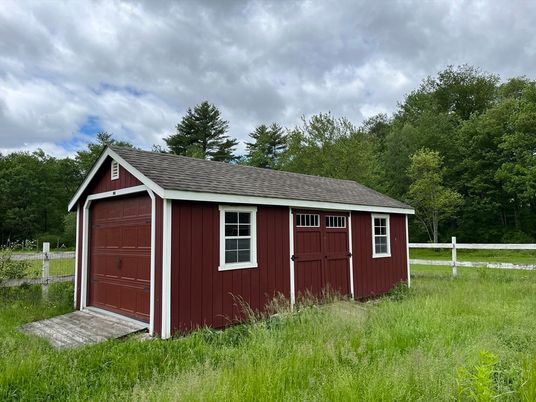 Backyard, Detached Garage, Exterior