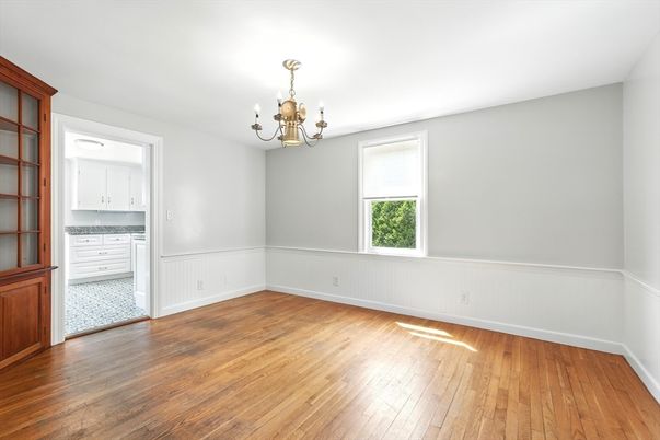 Chandelier, Empty room, Interior, Wood Texture Flooring