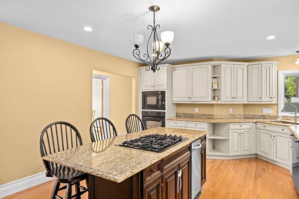 Chandelier, Interior, Kitchen, Pendant Lights, Recessed Lighting, Wood Texture Flooring