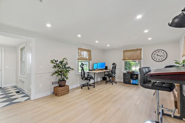 Home Office, Interior, Recessed Lighting, Wood Texture Flooring
