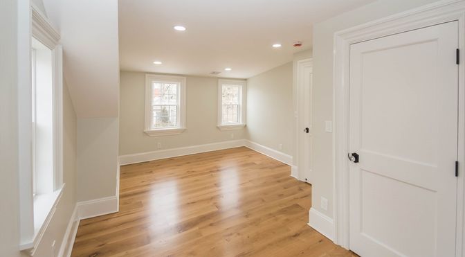 Empty room, Interior, Recessed Lighting, Wood Texture Flooring