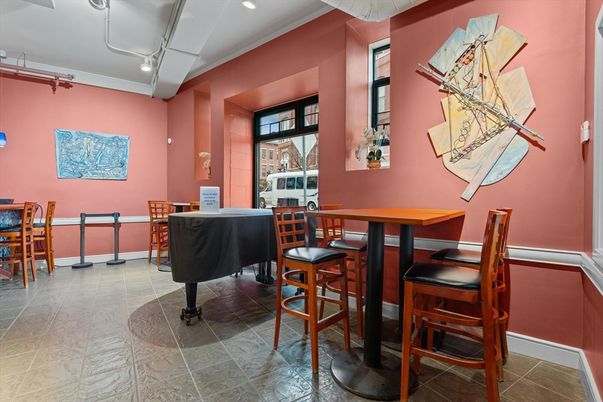 Dining room, Interior, Recessed Lighting