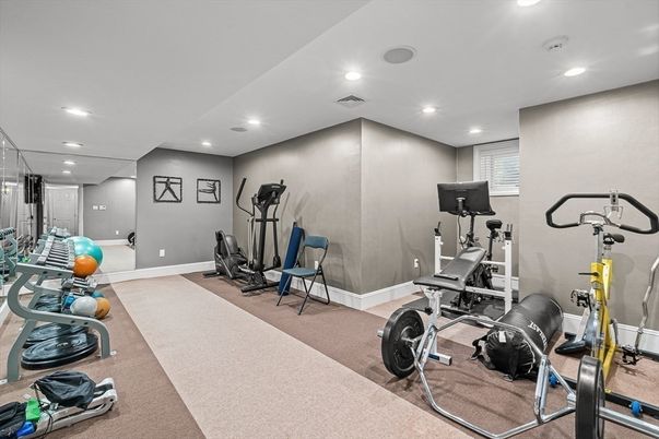 Fitness Equipment, Interior, Recessed Lighting