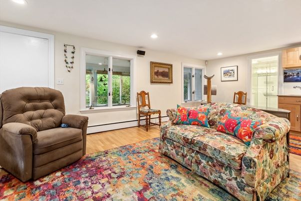 Interior, Recessed Lighting, Wood Texture Flooring
