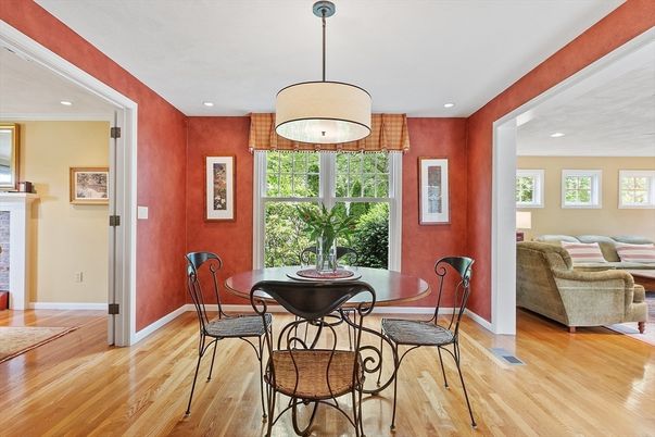Dining room, Interior, Living room, Pendant Lights, Recessed Lighting, Wood Texture Flooring