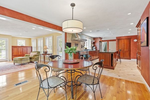 Dining room, Interior, Kitchen, Living room, Pendant Lights, Recessed Lighting, Stainless Steel Appliances, Wood Texture Flooring
