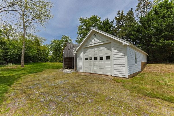 Backyard, Detached Garage, Exterior