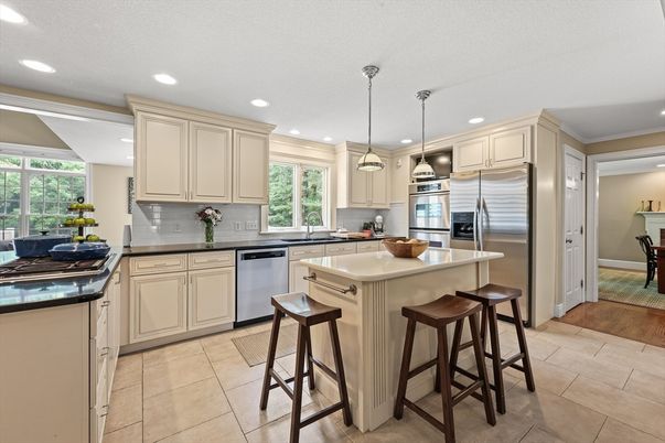 Interior, Kitchen, Pendant Lights, Recessed Lighting, Stainless Steel Appliances