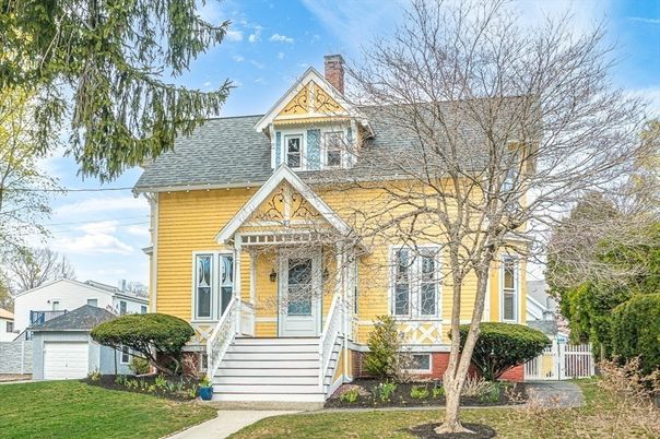 Detached Garage, Exterior, Facade, Queen Anne Victorian
