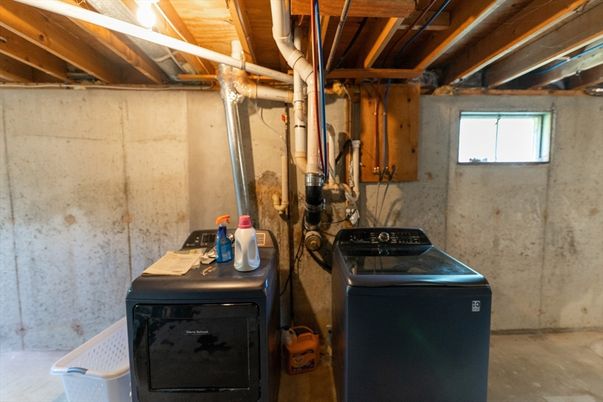 Interior, Washer, Wooden Beams, Wooden Ceilings